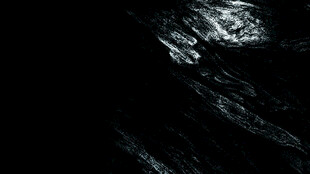 夜空中闪烁的月亮光芒