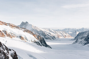 壮丽雪山冰川景观