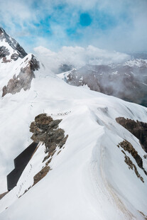 雪山壮丽景致