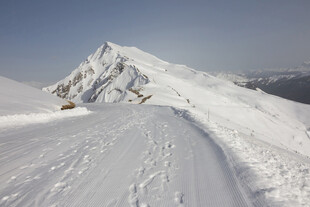 雪山壮丽风光