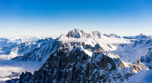 壮丽雪山风光