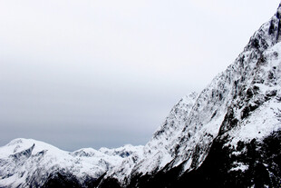 雪山壮丽景观