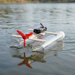 水上自制简易遥控小船