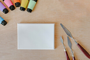 空白画布与画刀