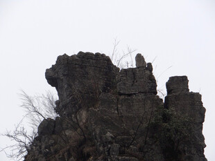 恩施古老岩峰遗迹