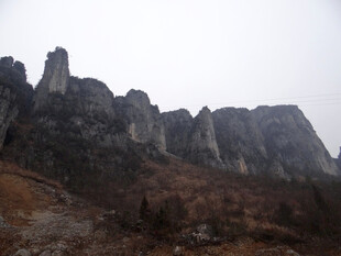 恩施壮观嶙峋的奇特山峰
