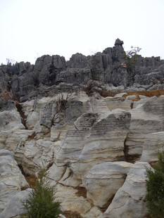 恩施嶙峋怪石景观