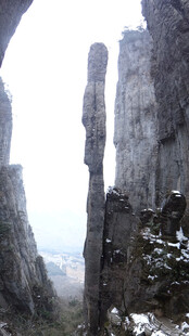 恩施险峻奇峰景观