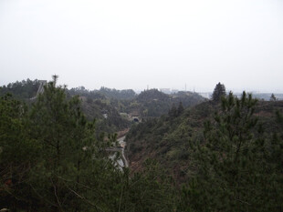 恩施山间景色 绿意盎然的山谷