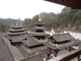 恩施侗族古寨建筑群鸟瞰