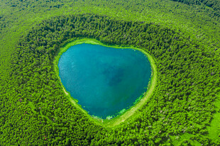 心形湖泊