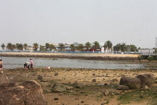 湛江海边休闲场景