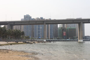 湛江城市河畔高架桥景观