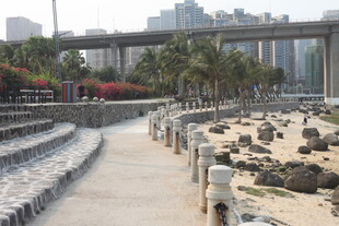湛江城市河畔景观步道