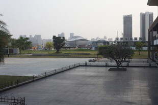 湛江城市雨后景观平台景象