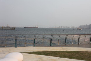 湛江海滨护栏景观