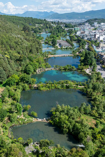  亚洲中国云南丽江黑龙潭风光