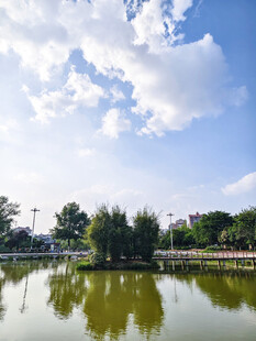 湖畔风光自然美景