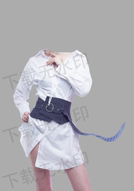 白色半身职业装