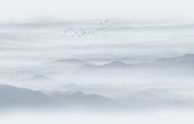 中式意境水墨山水画