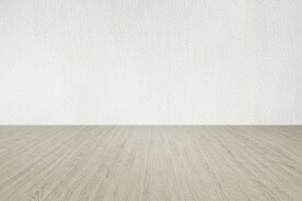 木地板和墙面
