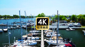 海滨度假村停泊的游艇