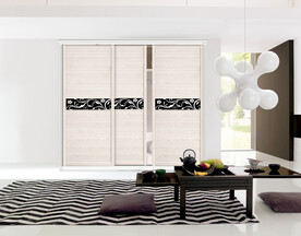 衣柜门
