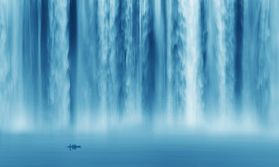 流水生财瀑布背景墙