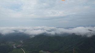 山间云海景观