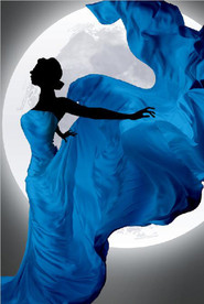 现代北欧蓝色裙舞蹈美女装饰画