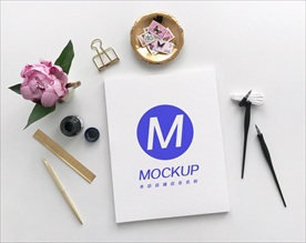 海报明星片插画展示样机