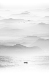 竖幅水墨画