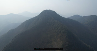 壮丽山峦远景